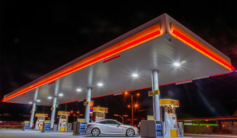 What should a gas station restroom be equipped with?